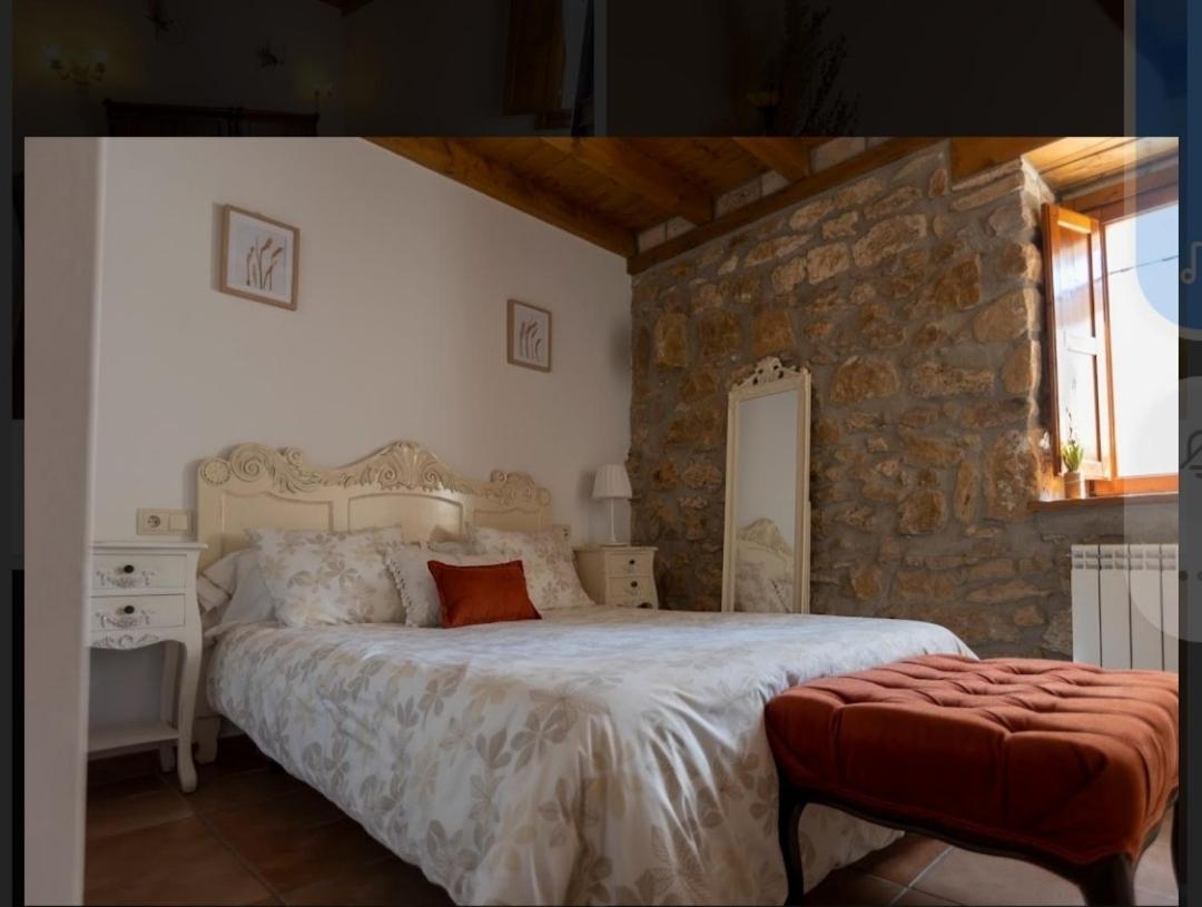 Hotel Rural En Las Cascadas De Tobera 外观 照片