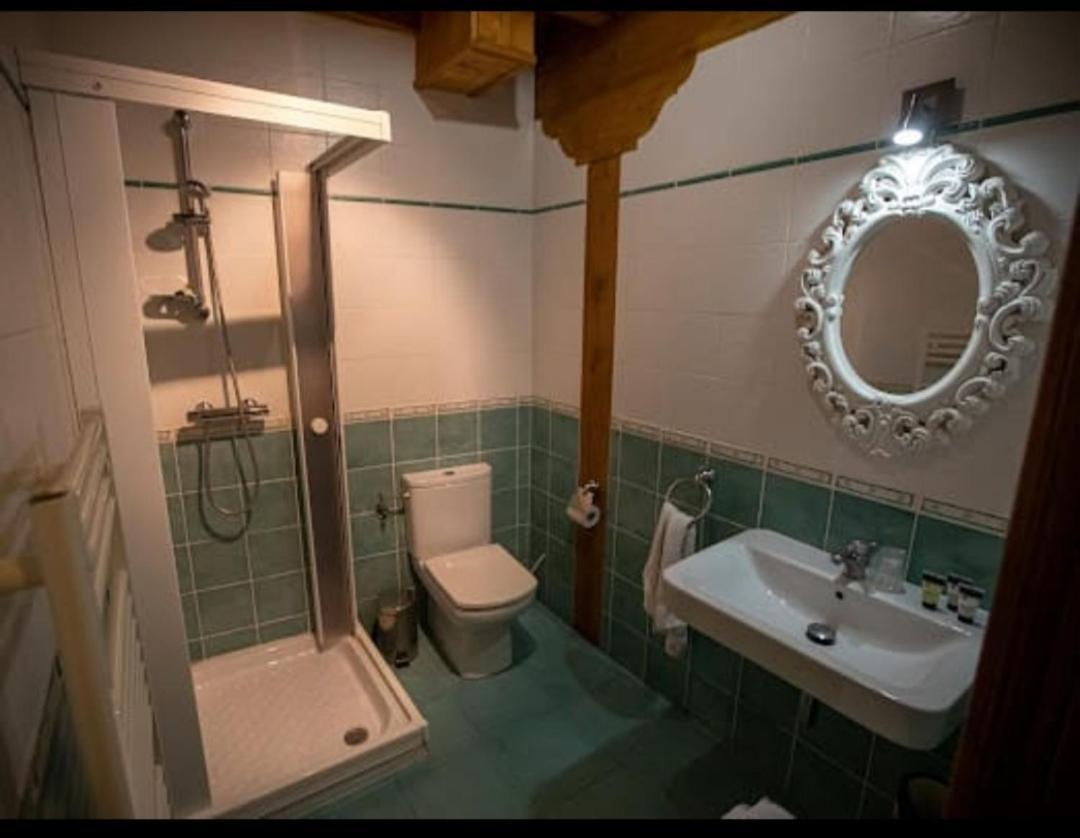 Hotel Rural En Las Cascadas De Tobera 外观 照片